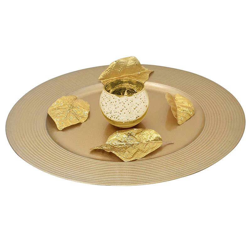 Set of Round Glass Candle Holders in Silver and Gold - Image 6